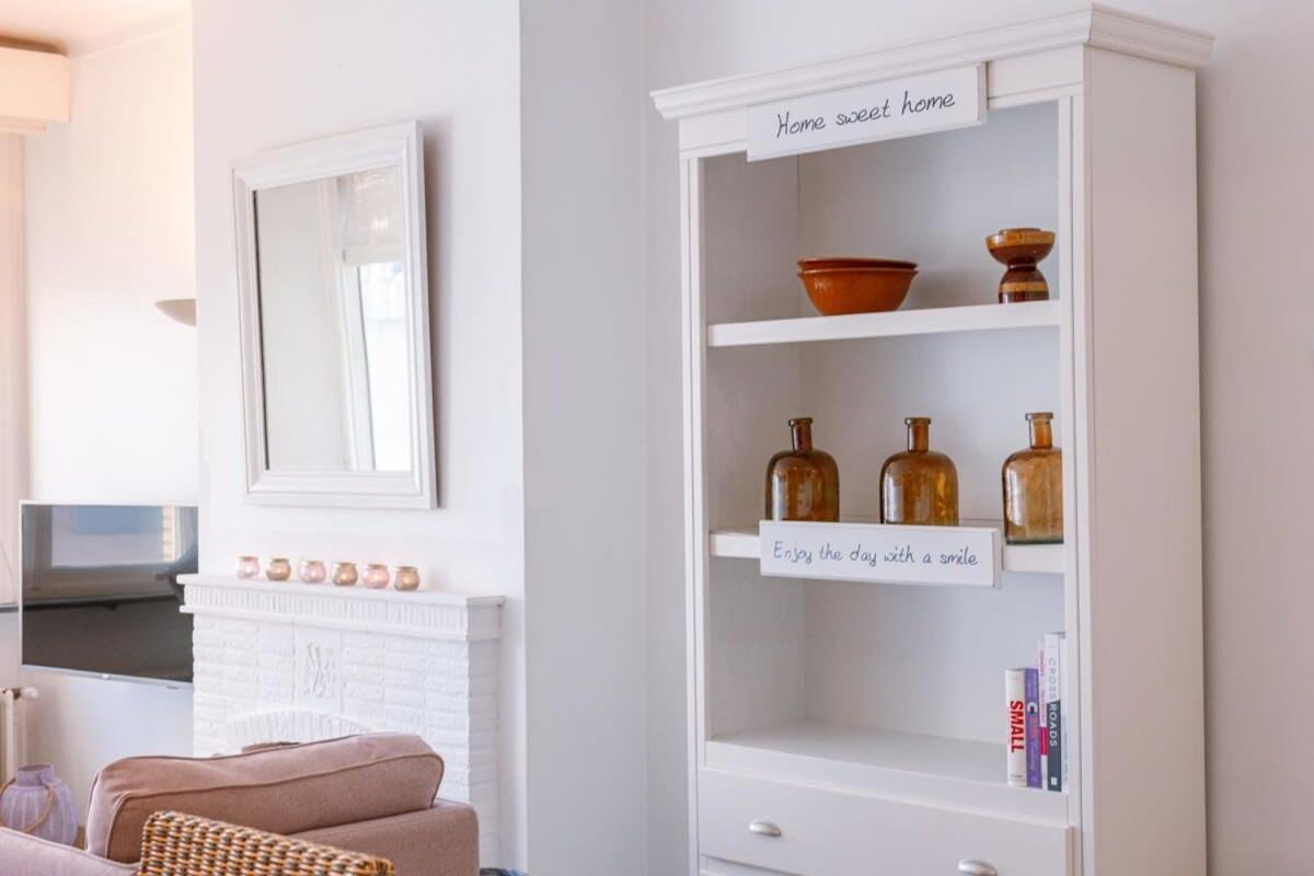 Huswell - Beautiful And Spacious Studio With Side Seaview Knokke-Heist Buitenkant foto